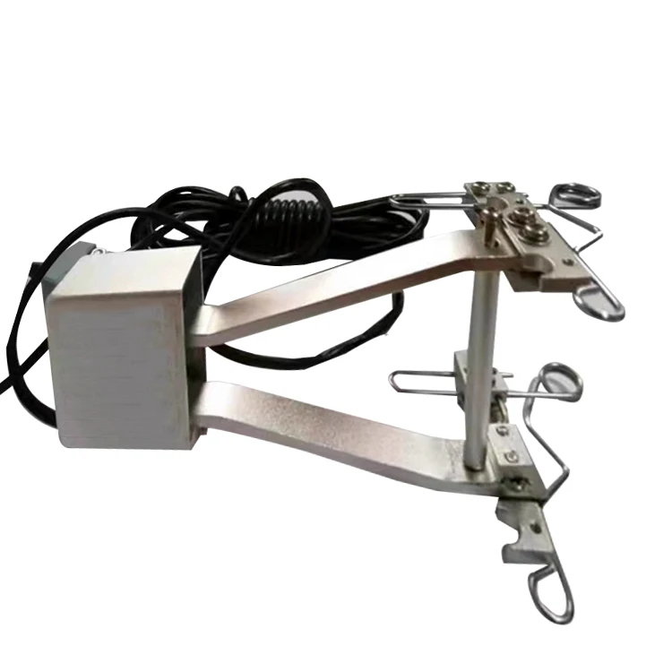 Electronic Extensometer for Tensile Deformation Test