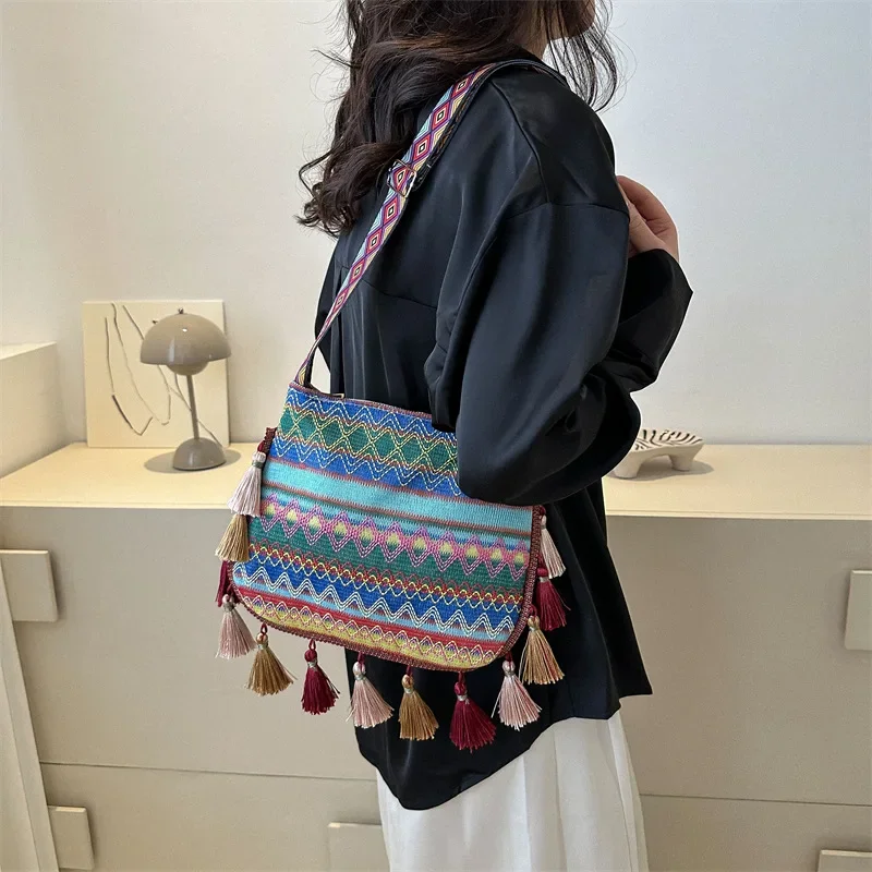 Bolsa tiracolo de lona vintage com borlas para mulheres, bolsa de ombro para menina, bolsa casual, grande capacidade, moda