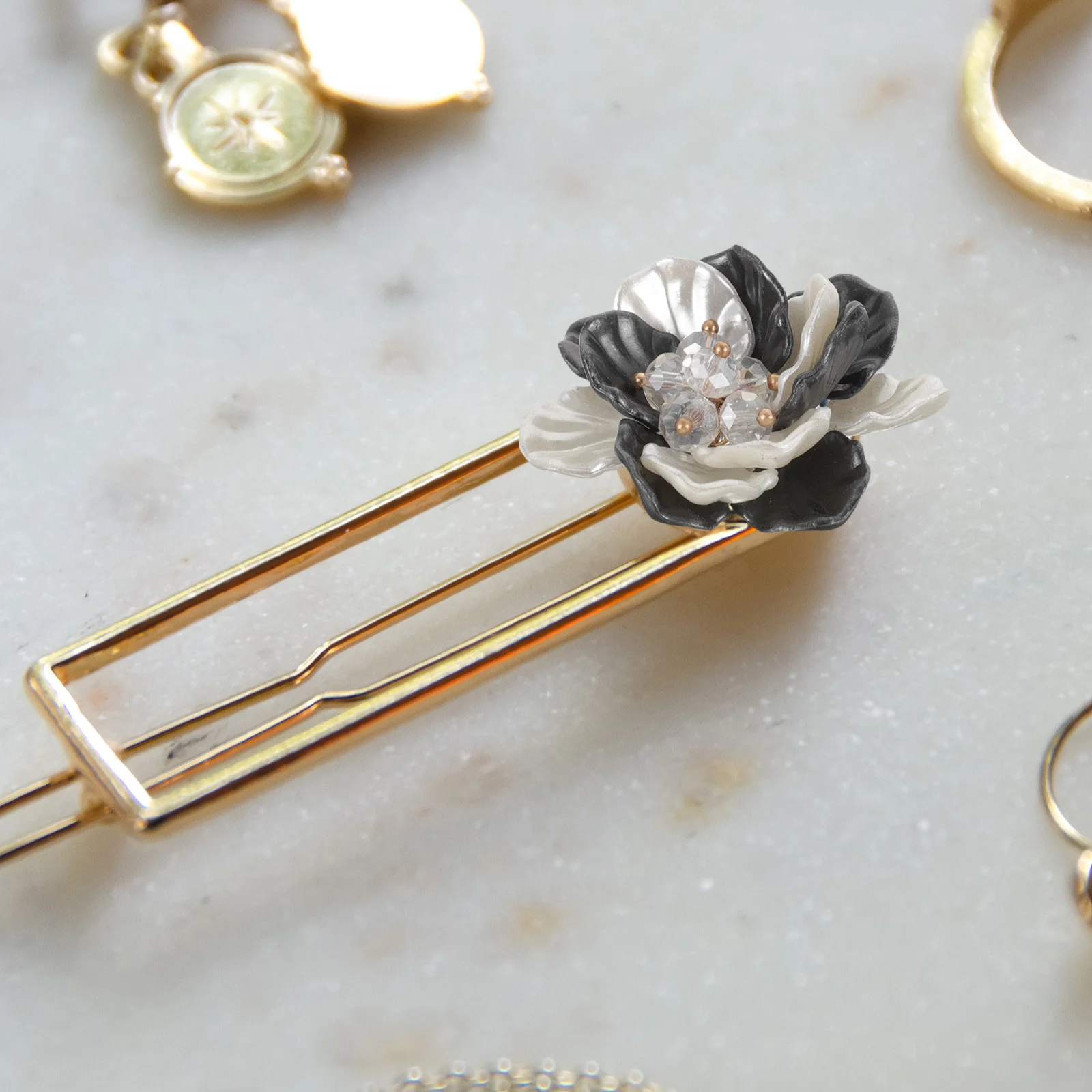 

2 Pcs Black White Flower Accessories DIY Charms Crystal Dual Earrings Brooch Shoe Flowers Set Jewelry Making
