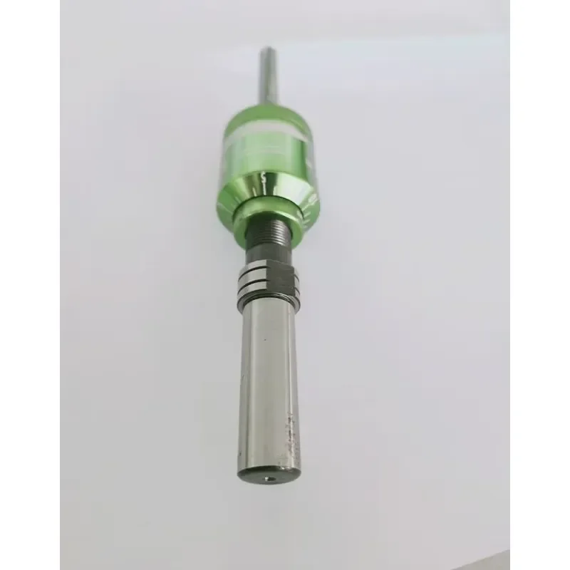 Deep Through Hole Process Roller Burnishing Tool on Lathe