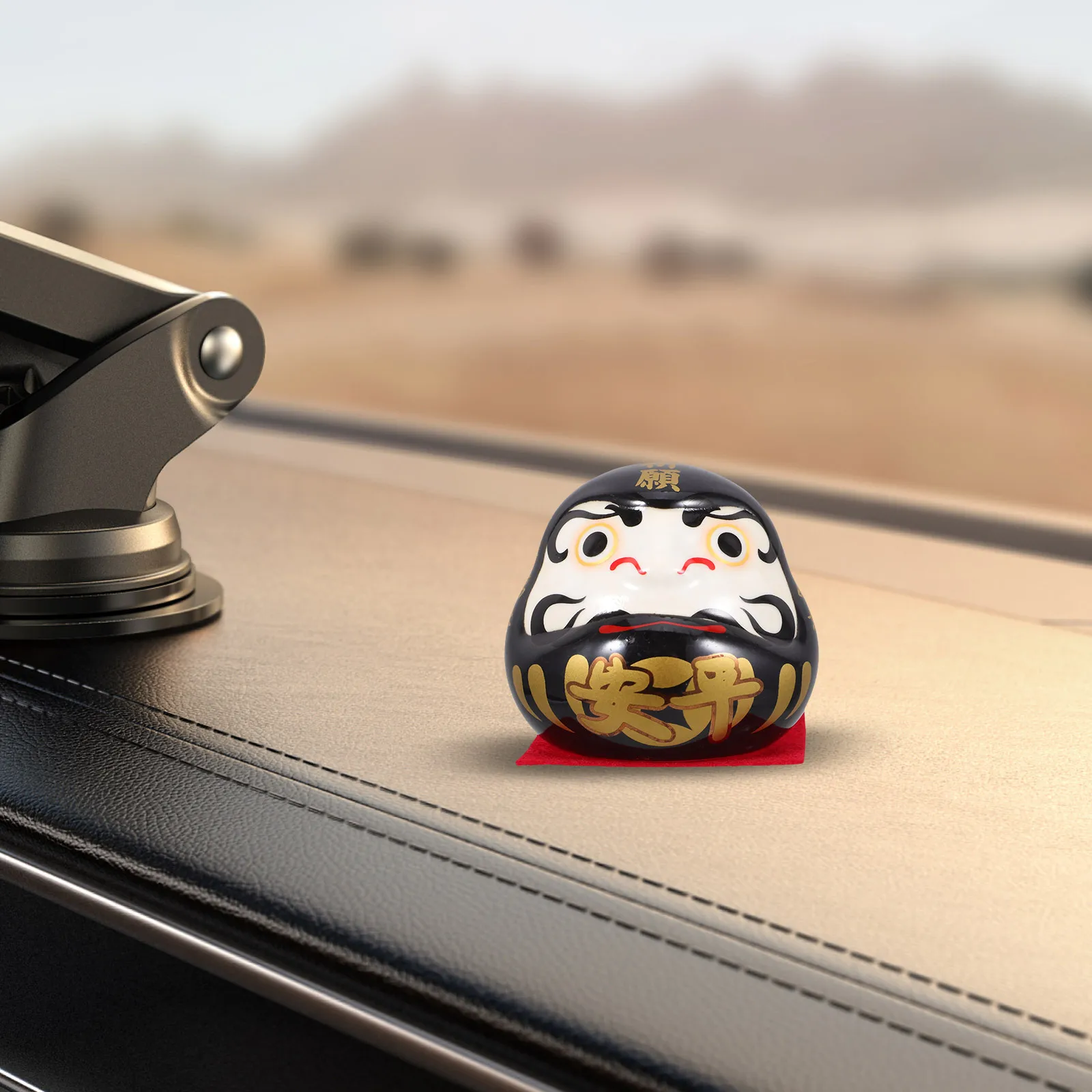 

Mini Ceramic Ornament Japanese Statue for Car Dashboard Decor Home Interior Aesthetic Wealth Feng Shui Lucky Charm