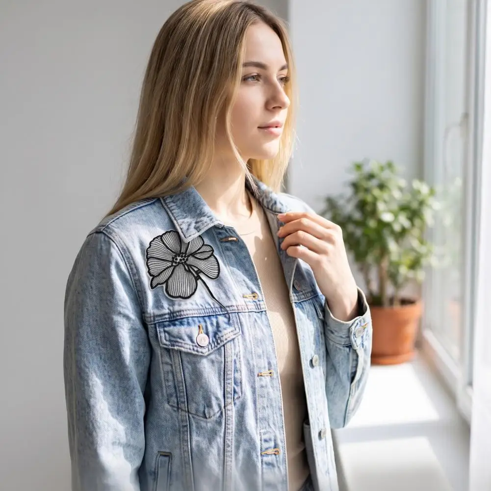 Black Lotus Lace Lotus Flower Embroidery Patch Lace Iron-on Floral Decoration Sew-on Lotus Motif for Clothing Backpacks Jackets