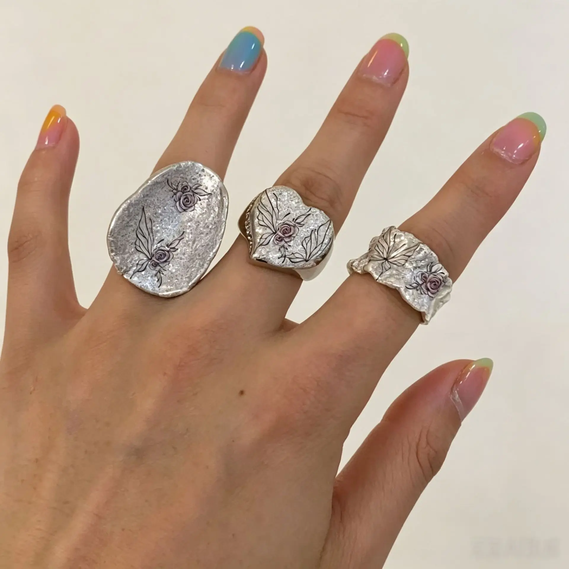 New Chinese style handmade appliqué metal wide-print antique style ring