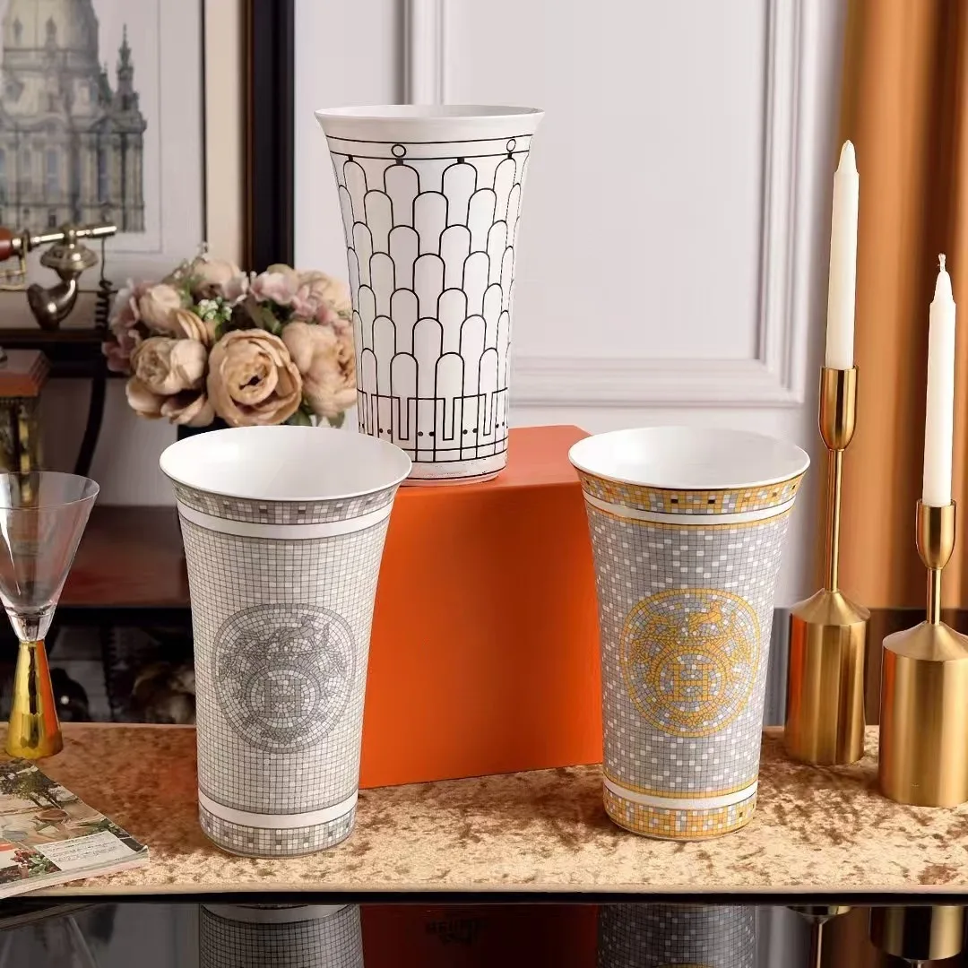

European new mosaic bone china vase, living room entrance ornament, study desktop, living room, villa area model room