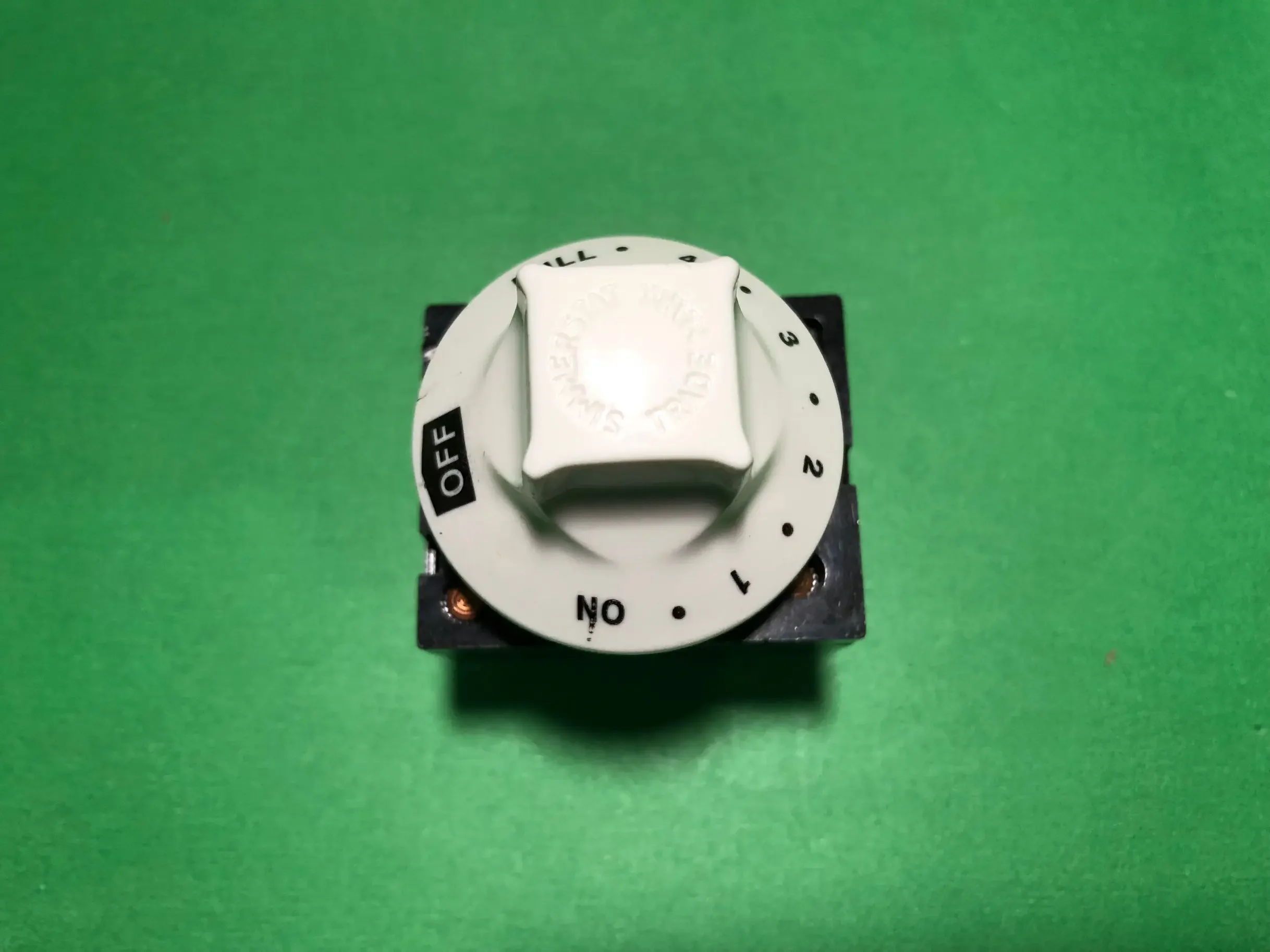 Knob type temperature controller White head temperature regulating switch for injection molding machine TYJ6202 (01B) WZA-SJ