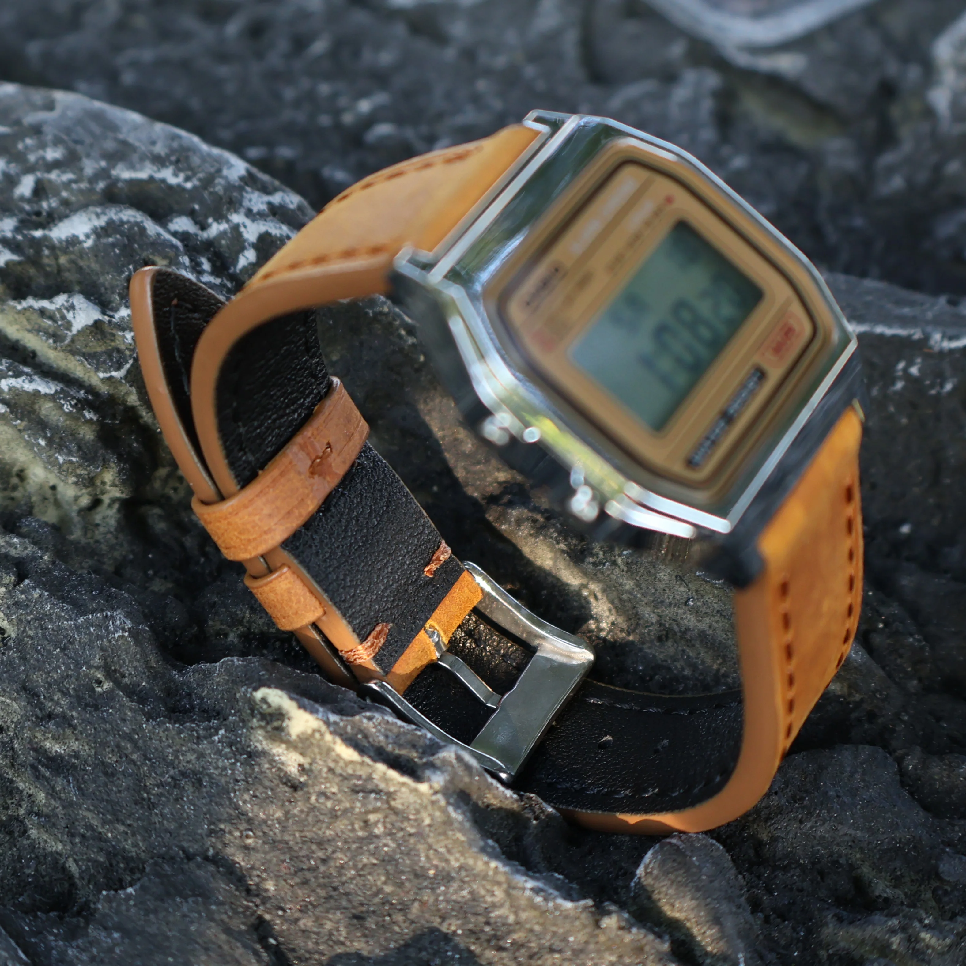 For Casio a168we AE-1200/1300 F91w A159 F105 A158  a169 f91w SGW-300 Vintage Watch Suede  Leather Strap Watchband 18mm