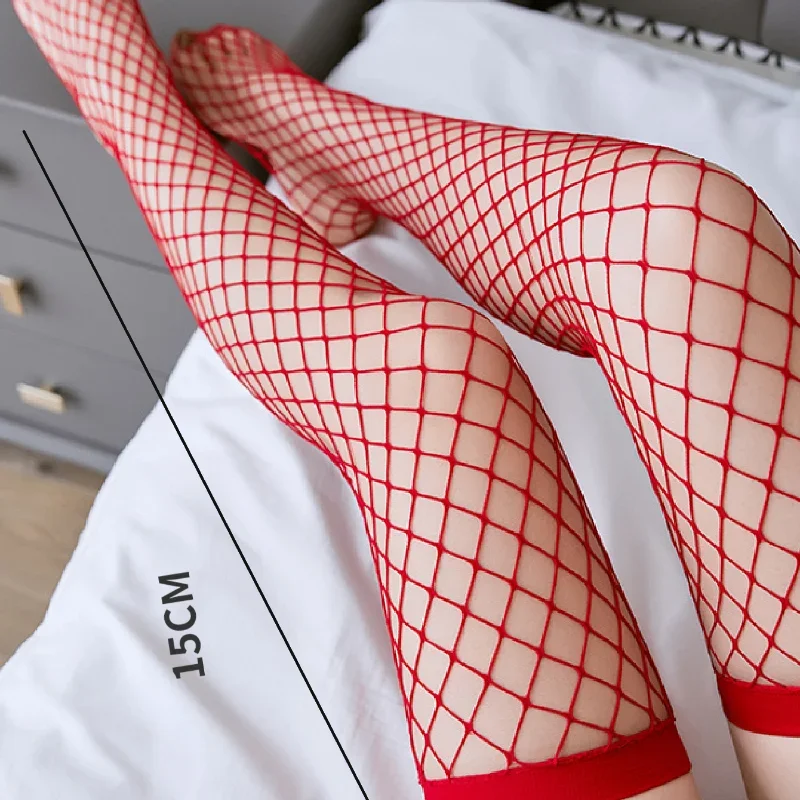 1 Pair of Ladies Red Sexy Corkscrew Knee-high Tube Hollowed Out Fishnet Stockings