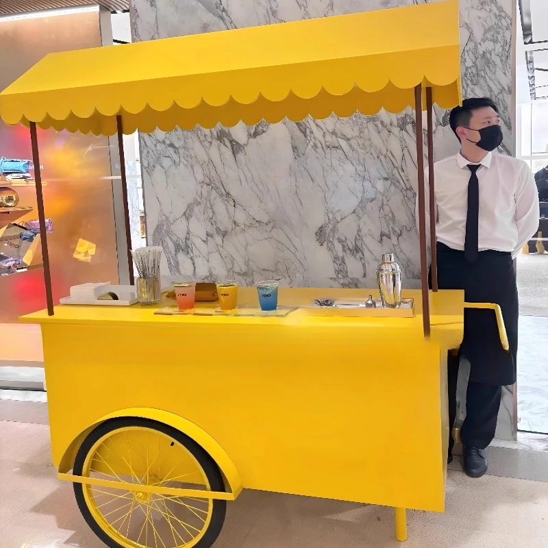 Italian luxury goods exhibition and sales promotion floats, banks, stalls at the entrance of the store, small carts, bazaars