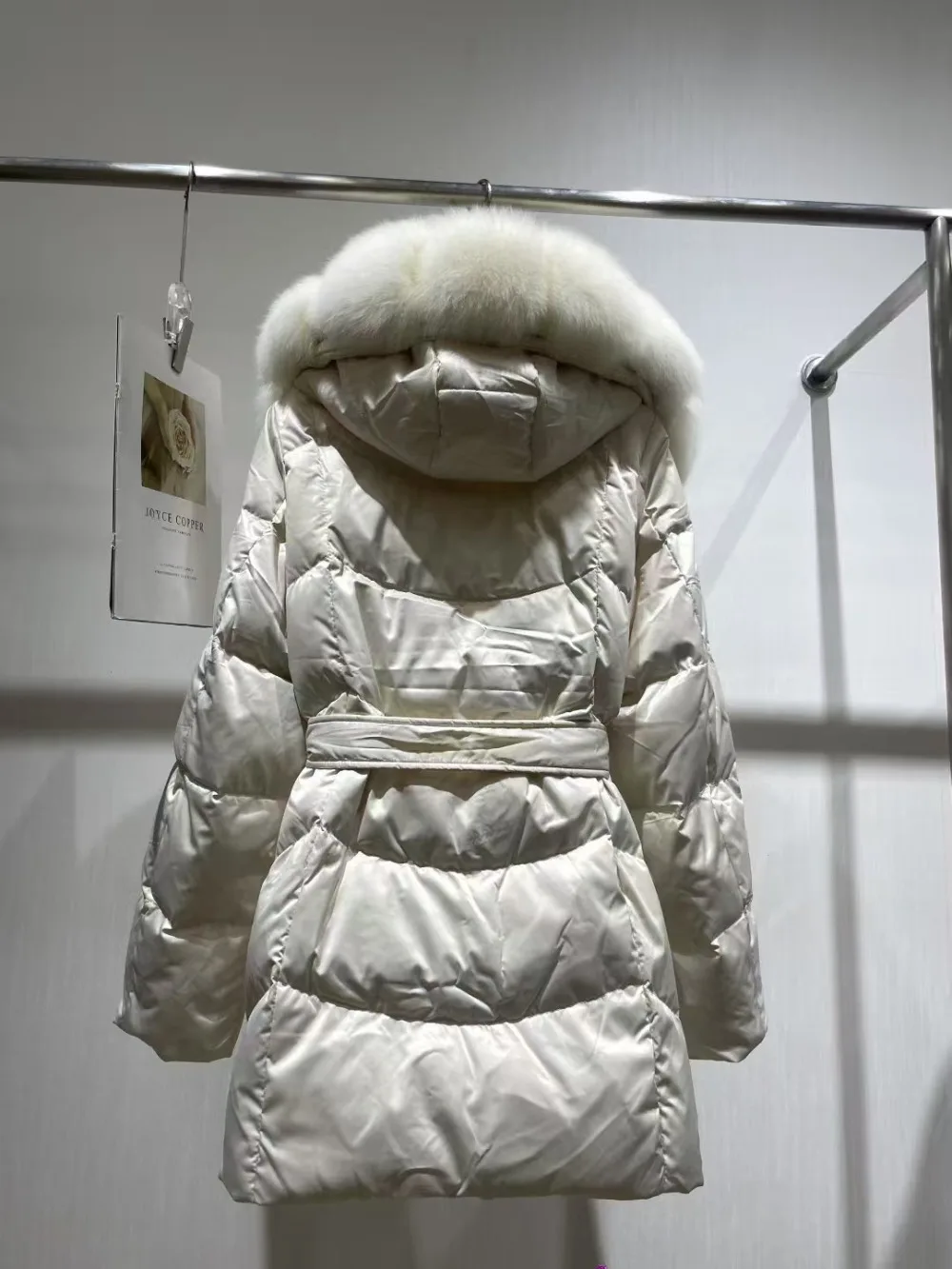 

MENINA, большой воротник из натурального лисьего меха с капюшоном, осень-зима 2022, куртка-пуховик, женское толстое теплое пальто на утином пуху, женская парка, верхняя одежда