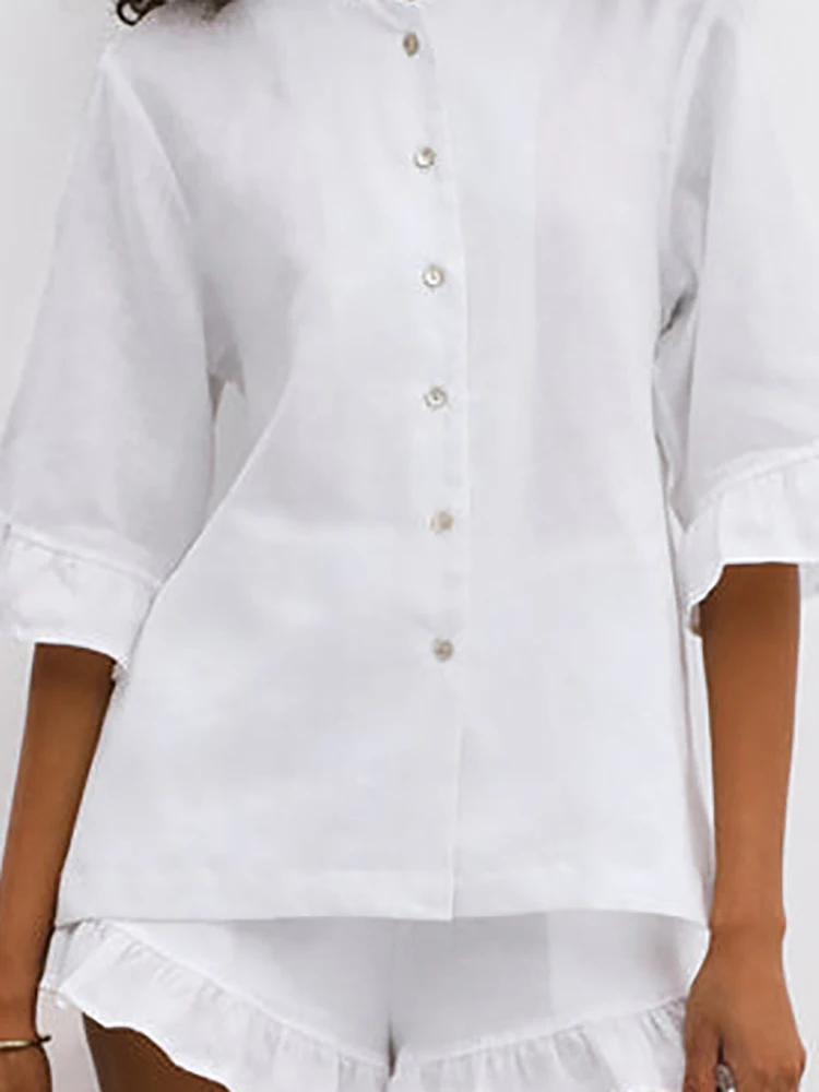 

Свободный белый комплект из двух предметов для отпуска, дизайнерские шорты с рюшами, повседневная одежда, модные женские однобортные рубашки с круглым вырезом 2025 года, костюмы