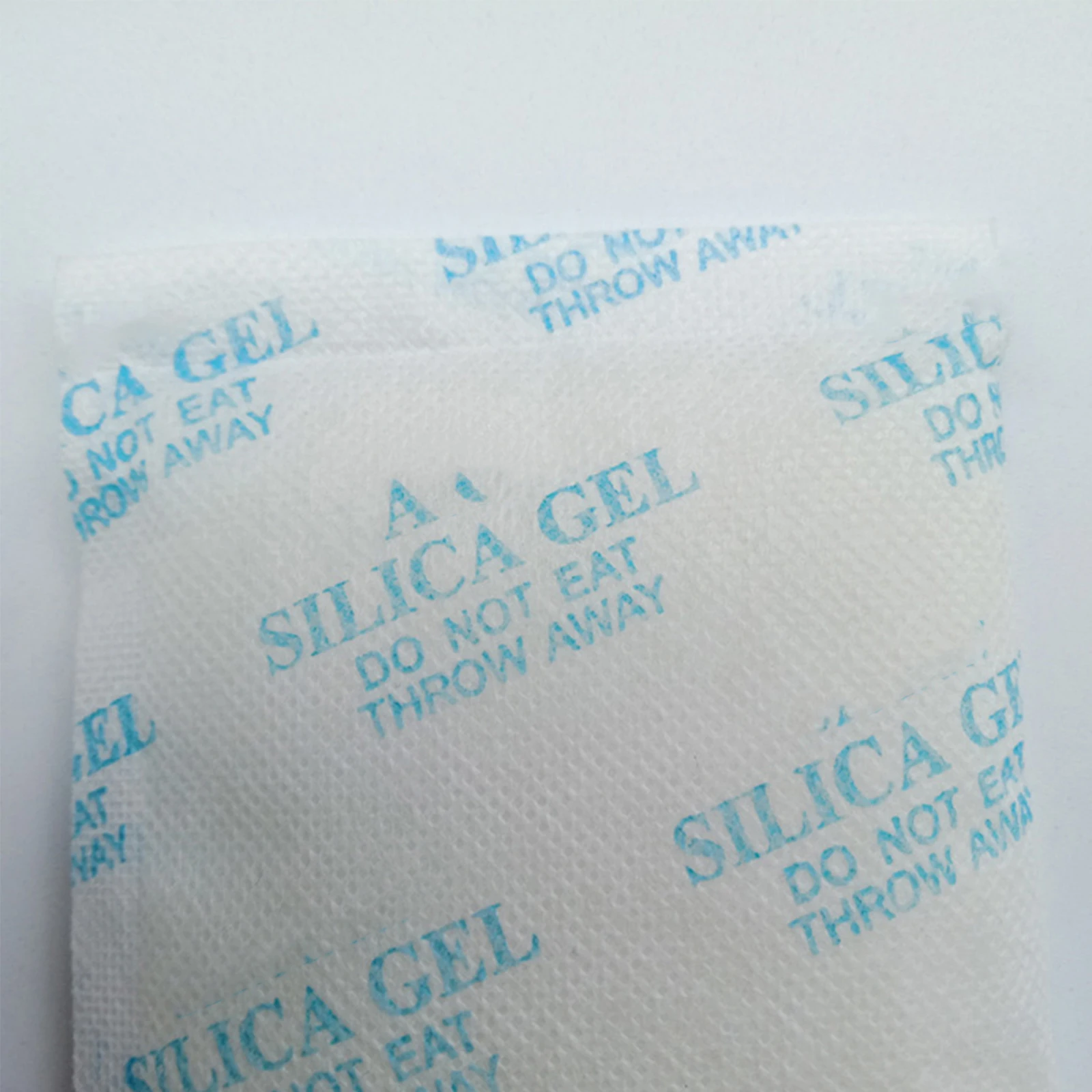 

100pcs 10G Silica Gel Moisture Absorber Drying Agent Rust Proof Humidity Control For Wardrobe Drawer Clothes Sky-Blue