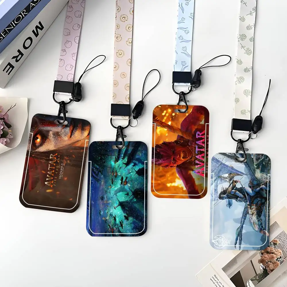 

Защитный чехол для ID-карт, школьных пропусков, проездных и карт питания с изображением персонажей фильма «Аватар: Огонь и пепел», с функцией легкого извлечения.