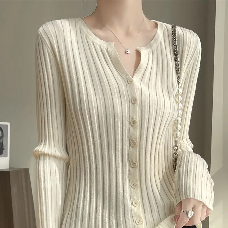 Autumn New Round Neck Single-breasted Knit Women All-match Aesthetic Sweater Loose Korean Long Sleeve Multicolor Sweaters 2024