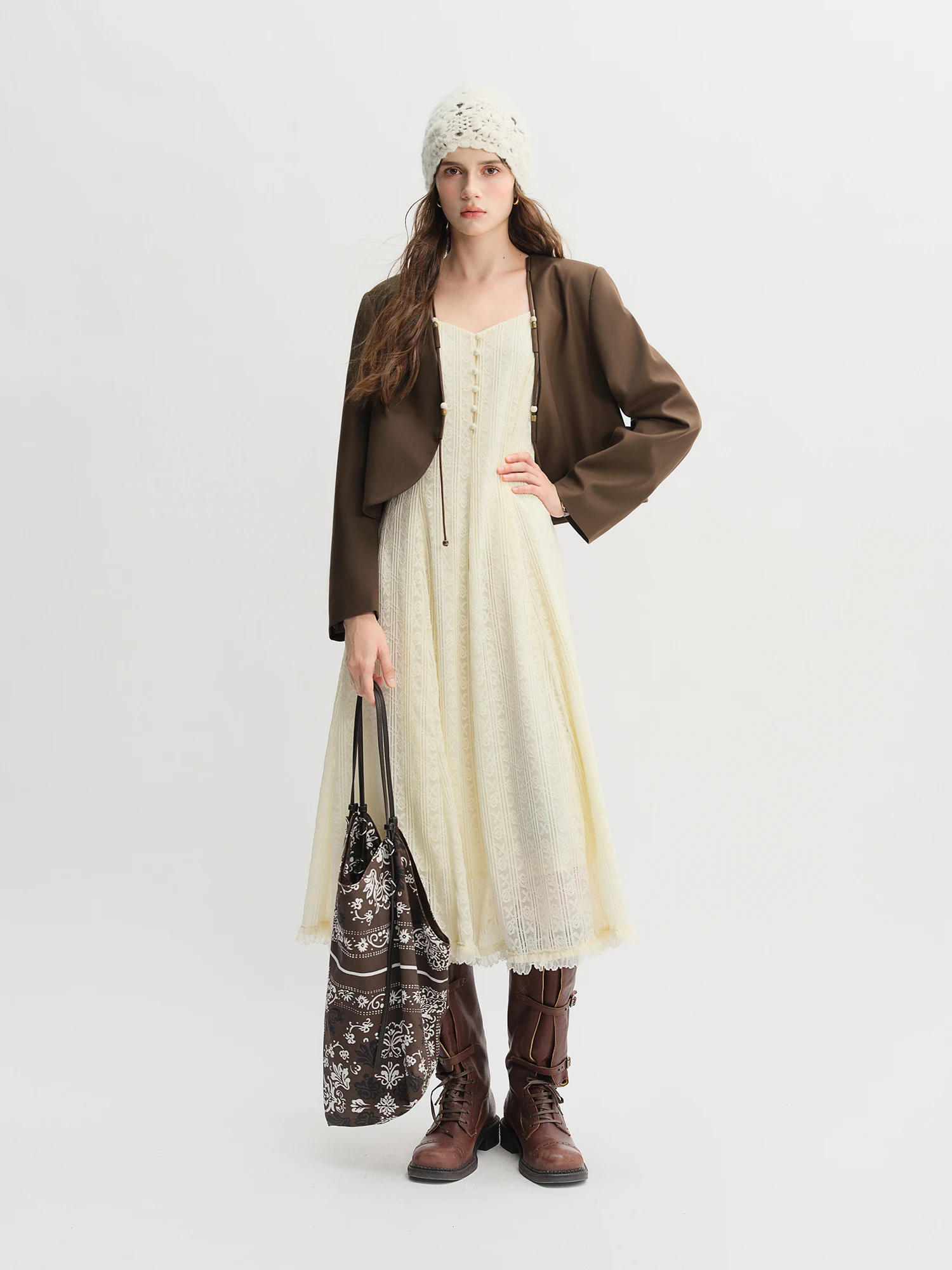 DUSHU PLUS ขนาดผู้หญิง Beaded String Design โค้ง Hem เสื้อแจ็คเก็ตสั้น 2025 คอลเลกชันฤดูใบไม้ร่วง Slimming Elegant 25DS83323