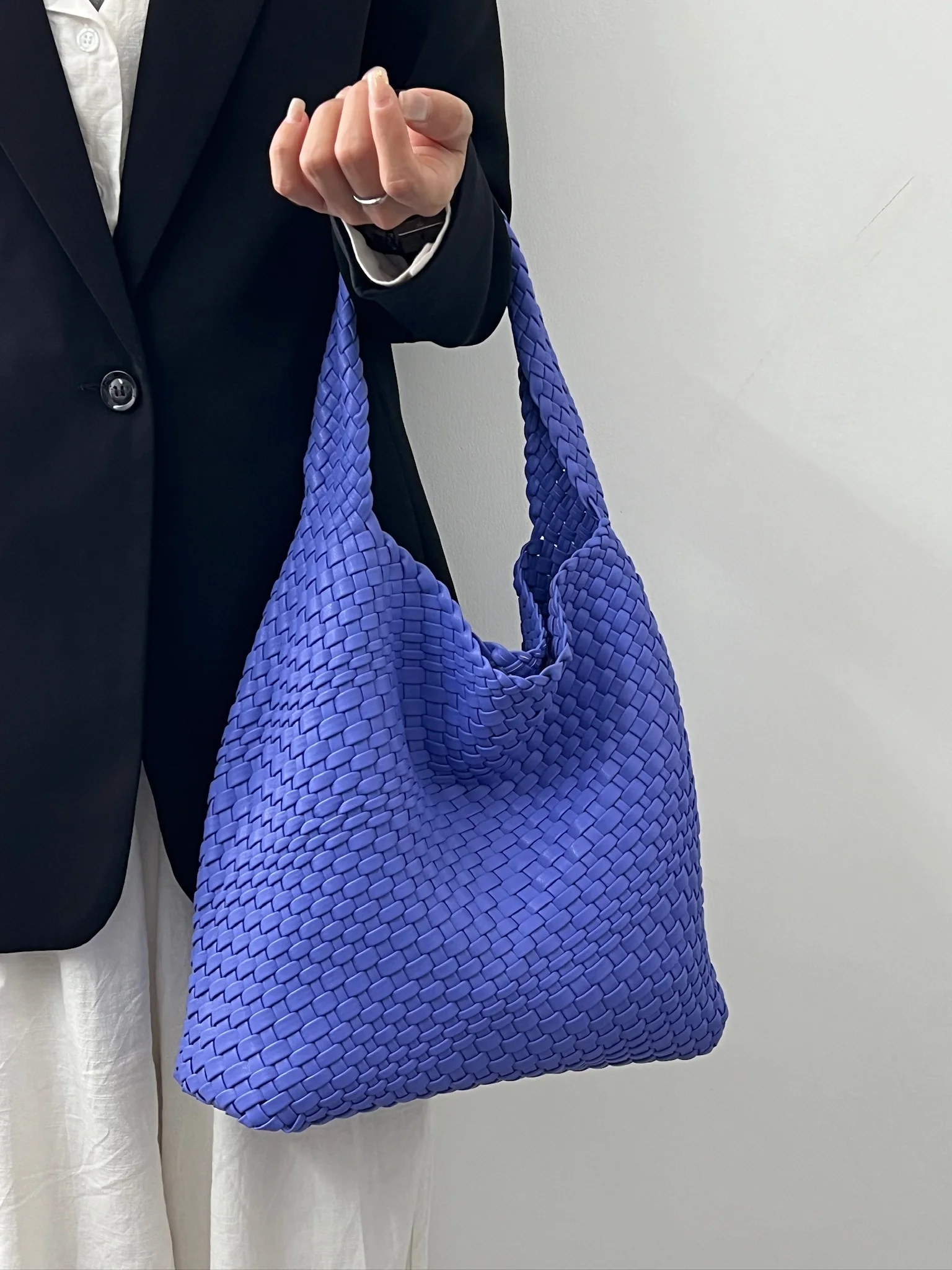 Shoulder Bag Woven Bag for Women Europe and The United States Popular PU Leather Soft Fabric Women Underarm Bags Handbag