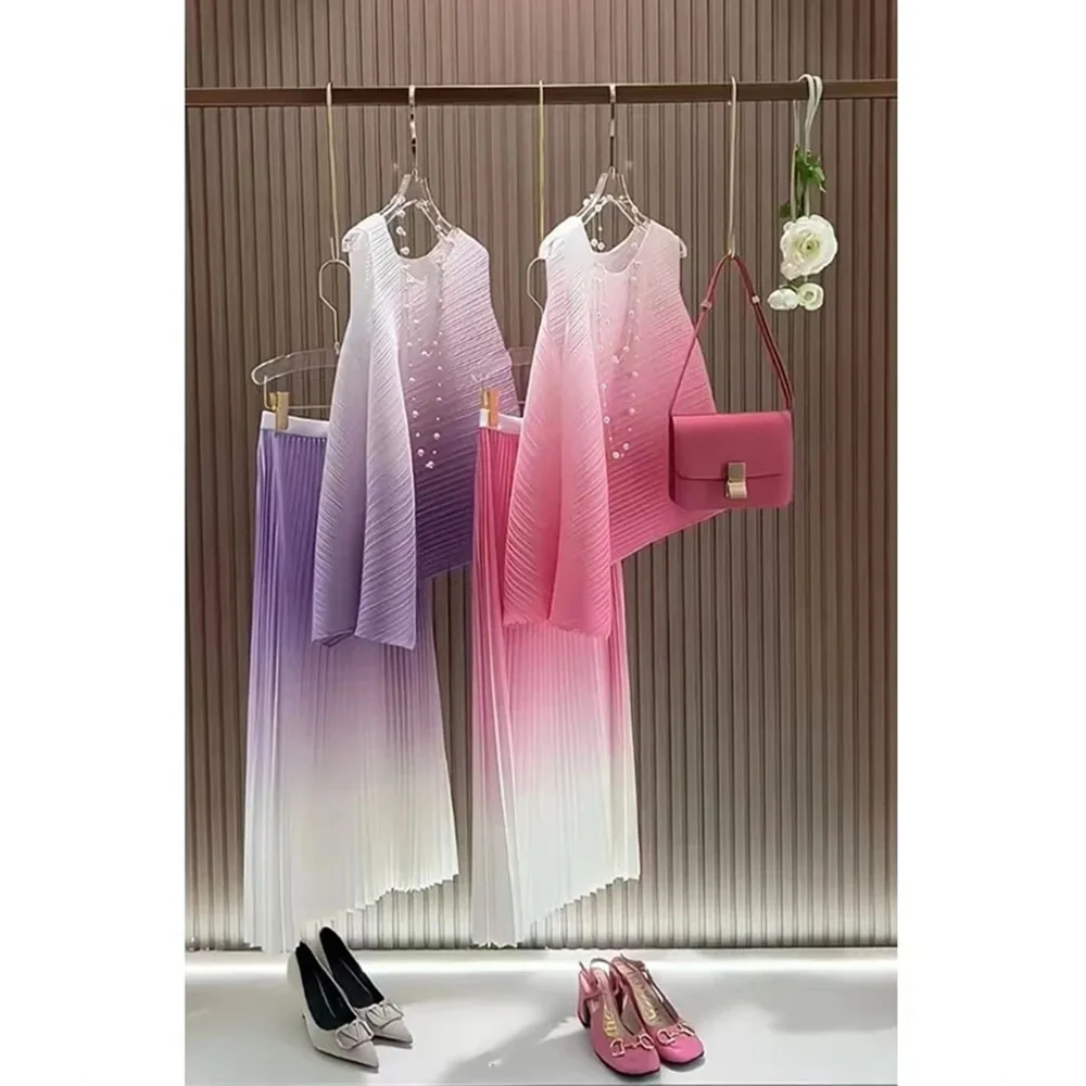 

Small Fragrance Style Fashion Pleated Gradient Vest And Skirt Two-piece Set Women's Summer Simple Sleeveless Tops + Skirts Suits