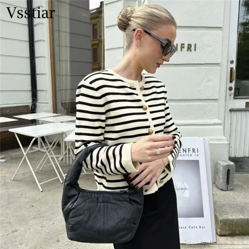 Vsstiar Fashion Striped Women Two Piece Set Long Sleeve Single Breasted Crop Top Knitted Pockets Shorts Elegant Casual Suits