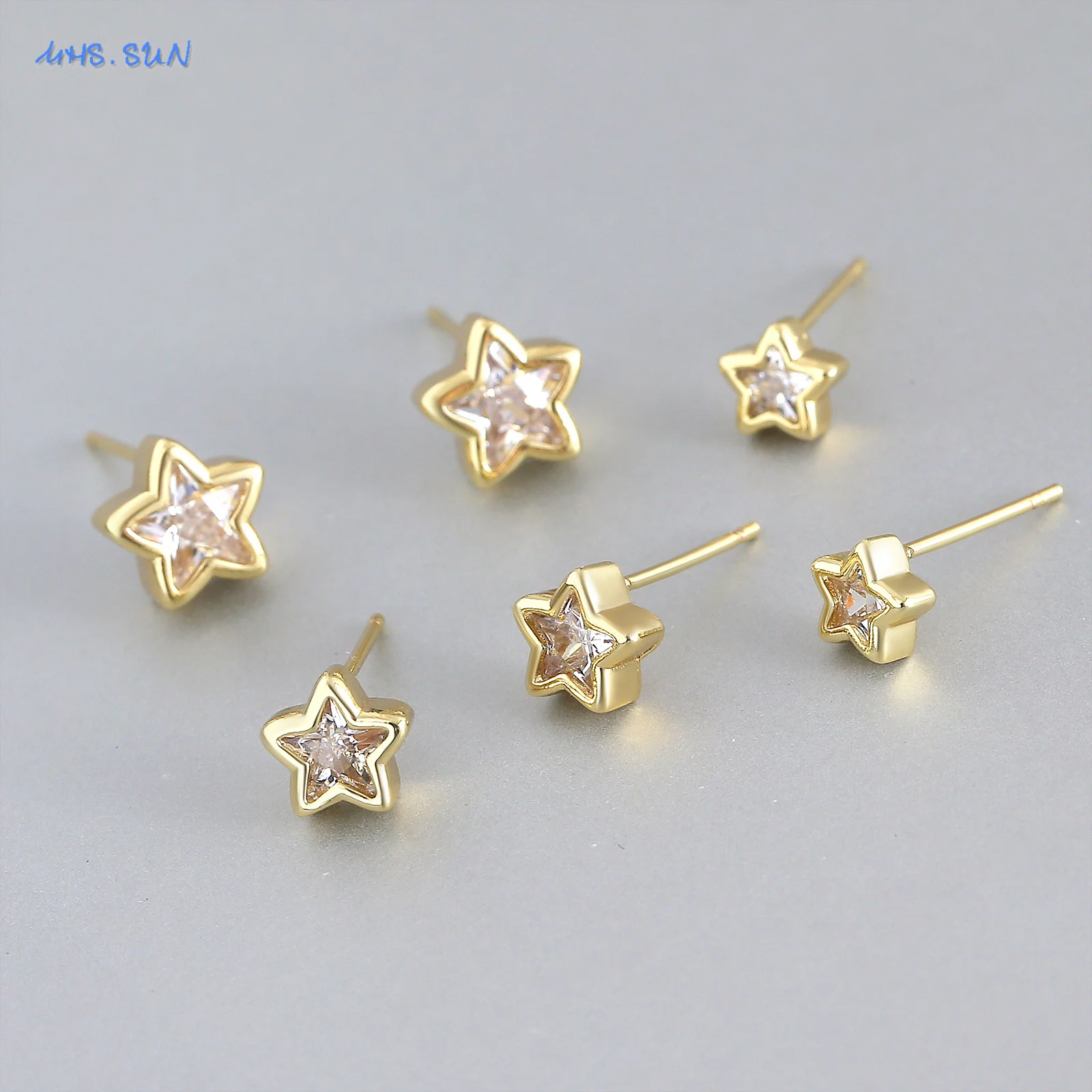 MHS.SUN 3 Sizes Shiny Five-pointed Star Stud Earrings for Women Cute Sweet Zircon Rhinestone Mini Star Earring Jewelry Gifts