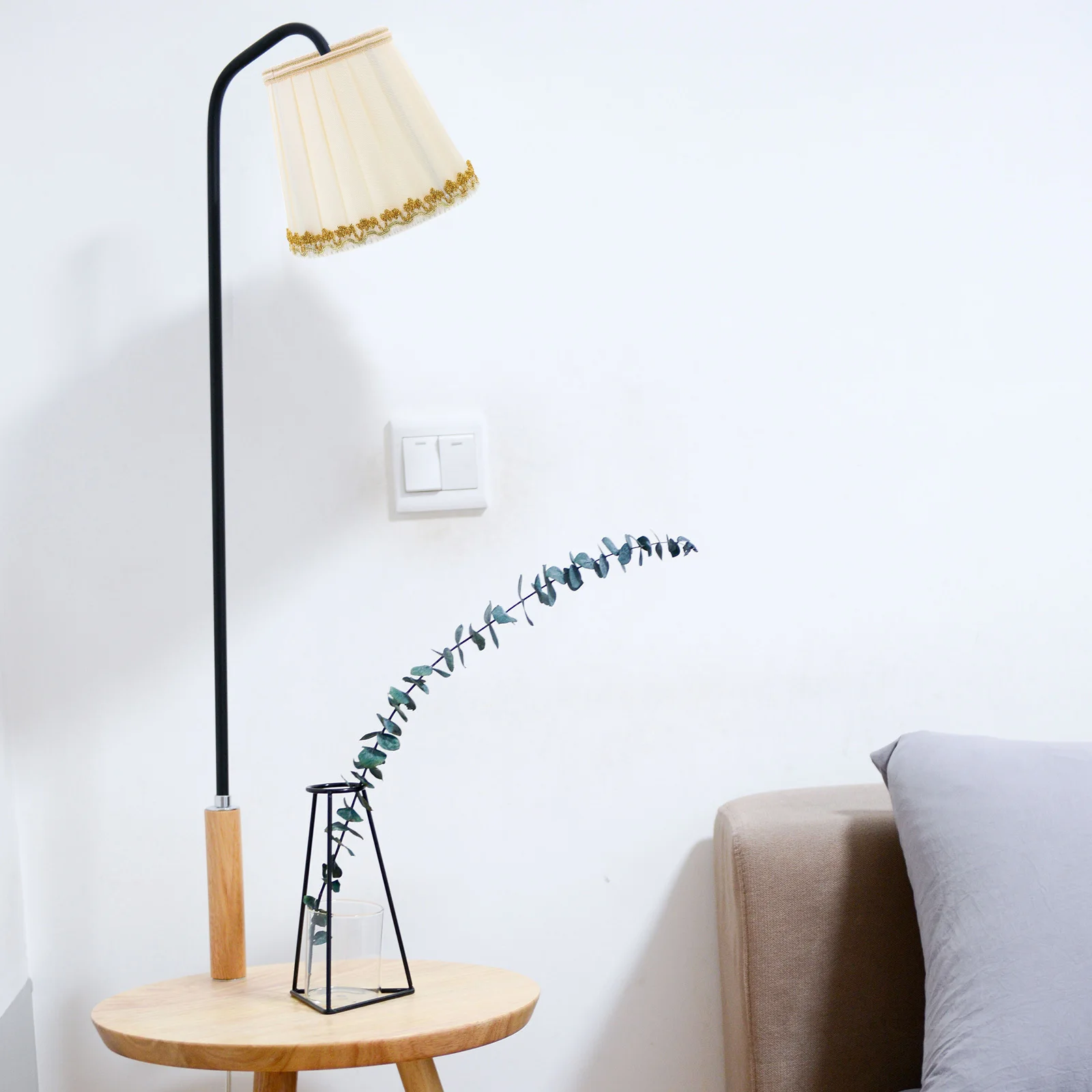 

Sturdy Cloth Lampshade for Table Floor Desk Lamps Soft Gentle Light Vintage Decorative Home Lighting Accessory