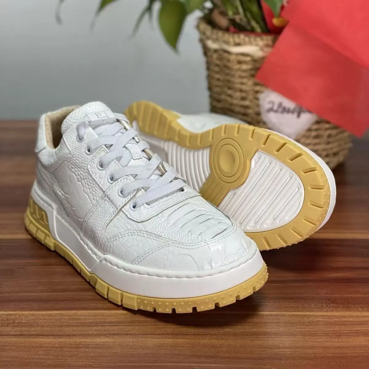 2025 New Arrival Fashion Ostrich Skin Causal Shoes Men,Male Genuine Leather sneakers pdd698