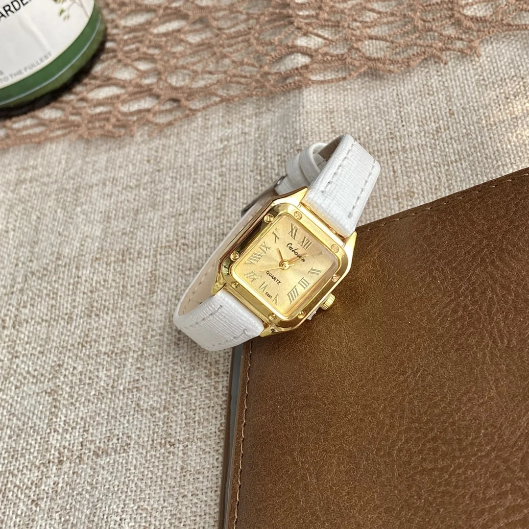 ساعة نسائية صغيرة مربعة الشكل بحزام جلدي رفيع ساعة يد للسيدات ساعات كوارتز أنيقة كاجوال reloj mujer