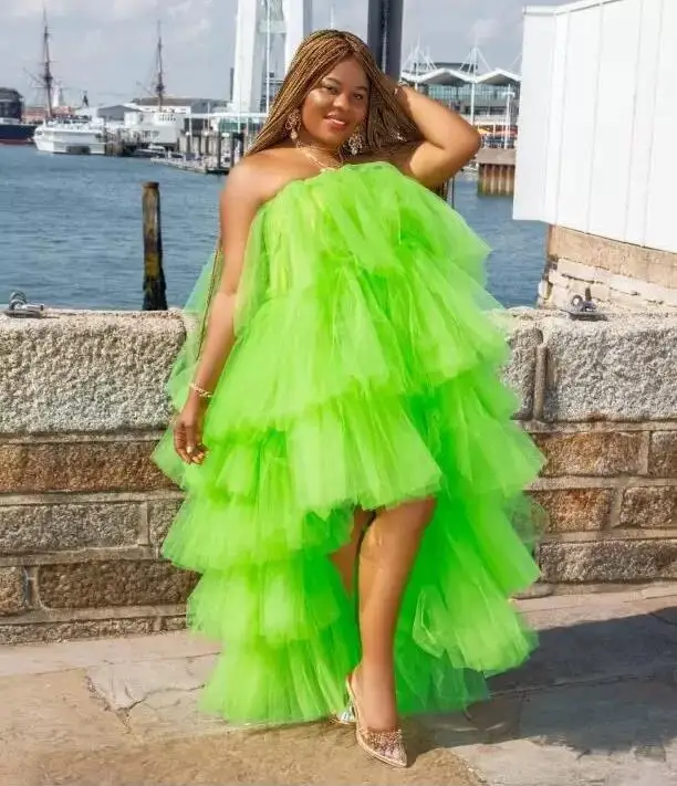 

Green Strapless Prom Dress Tiered High Low Party Dress For photo Shoots Black Girls Formal Birthday evening Gowns