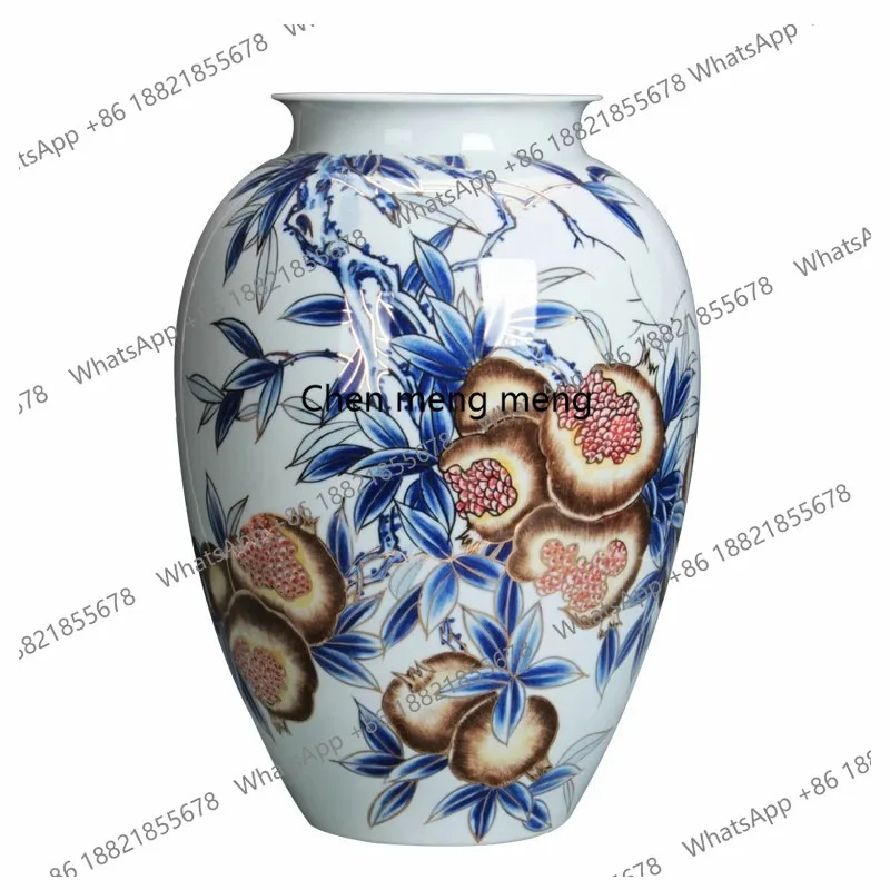 Living room, ceramics, hand-painted blue and white porcelain, vases, ornaments