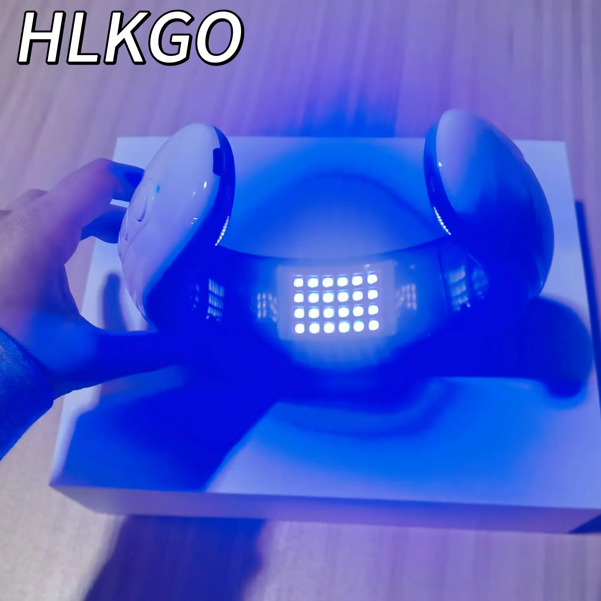 

Wireless LED Light Therapy Pad for Neck & Shoulder Pain Relief with Heat Massage Function