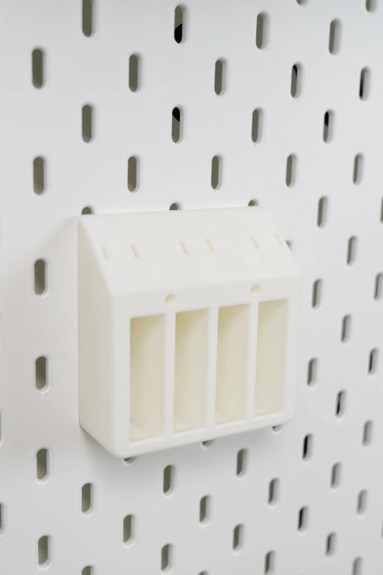 Suitable for Ikea Skadis Pegboard Accessories Charger/Cable Holder