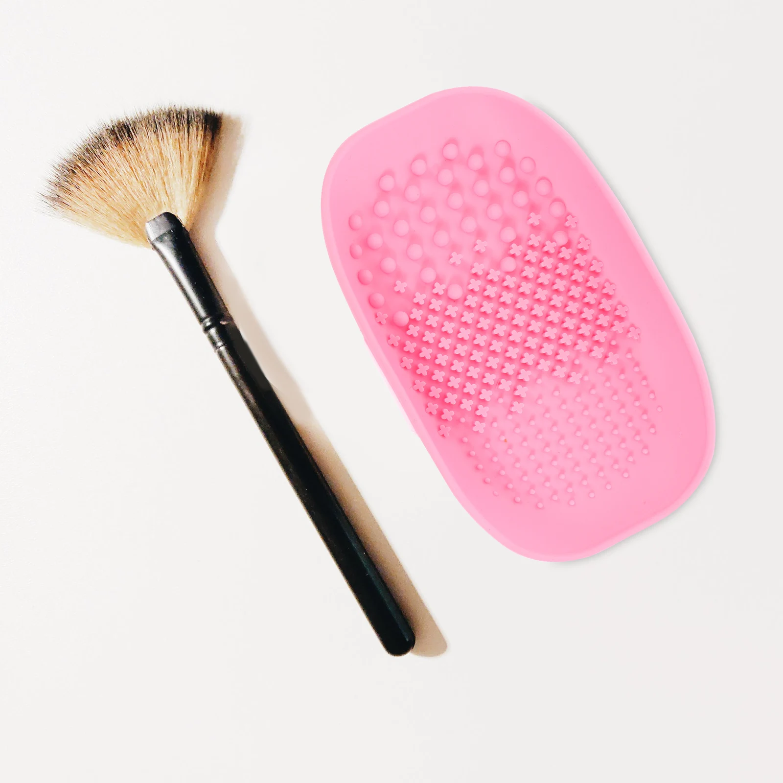 

Silicone Makeup Cleaning Pad Mats Reusable Brush Cleaner Easy Clean Dry Brushes Scrubber For