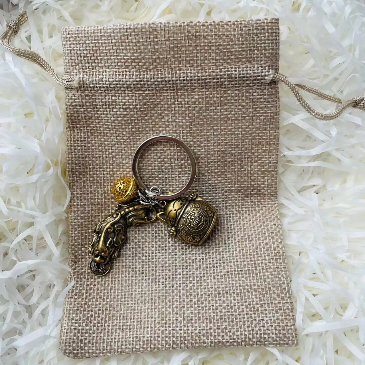 Evil Protection PiXiu Wealth Cat Golden Bell Combination Keychain Sack 2PCS Set Fashion Keyring Halloween Carnival Birthday Gift