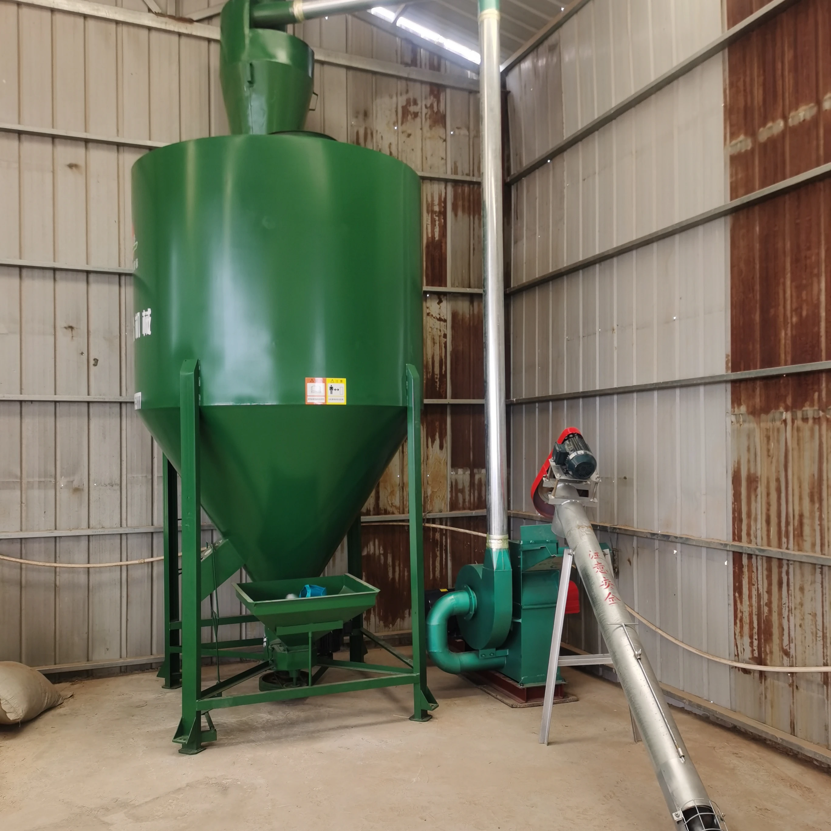 

Pig Feed Machine Food Machine for Animal Feed Mixer Farm Equipment Pelletizer Machine