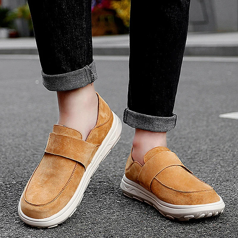 Hot Selling New Casual Sports Shoes 2024 Spring Low-top Solid Color Men's Shoes Comfortable Thick Sole Trendy Fashion Shoes