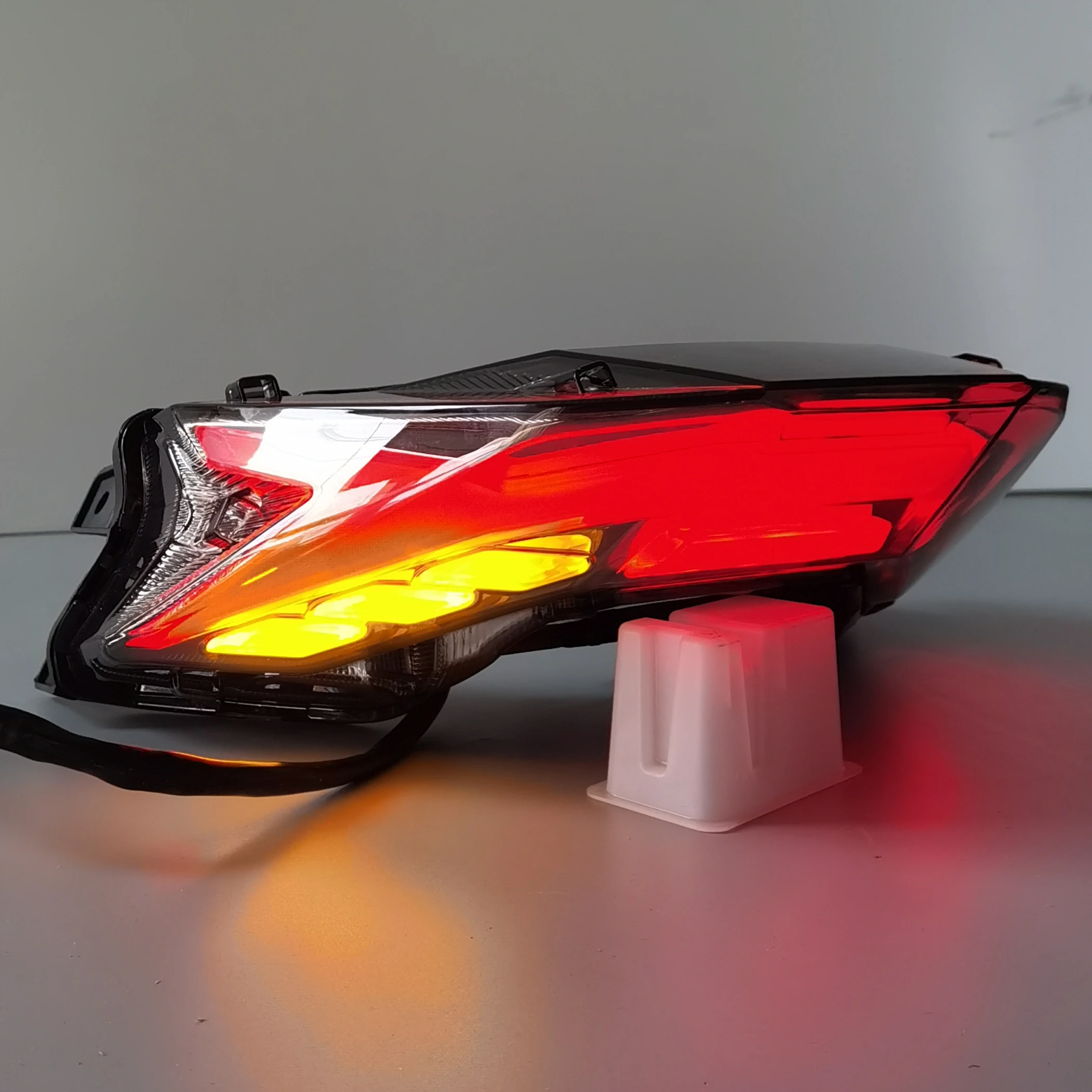 Hond Motorcycle Accessories New Modified Light Emitting Diode Rear Brake Light PCX 125 160 2021 2023 Tail Light