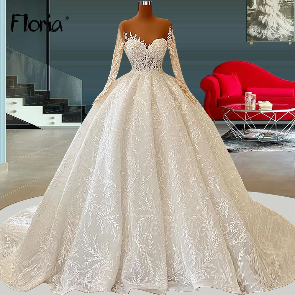 Floria-Robe de Mariée Luxueuse en Dentelle avec Traîne Perlée, Tenue de Mariage avec Appliques en Forme de Cœur