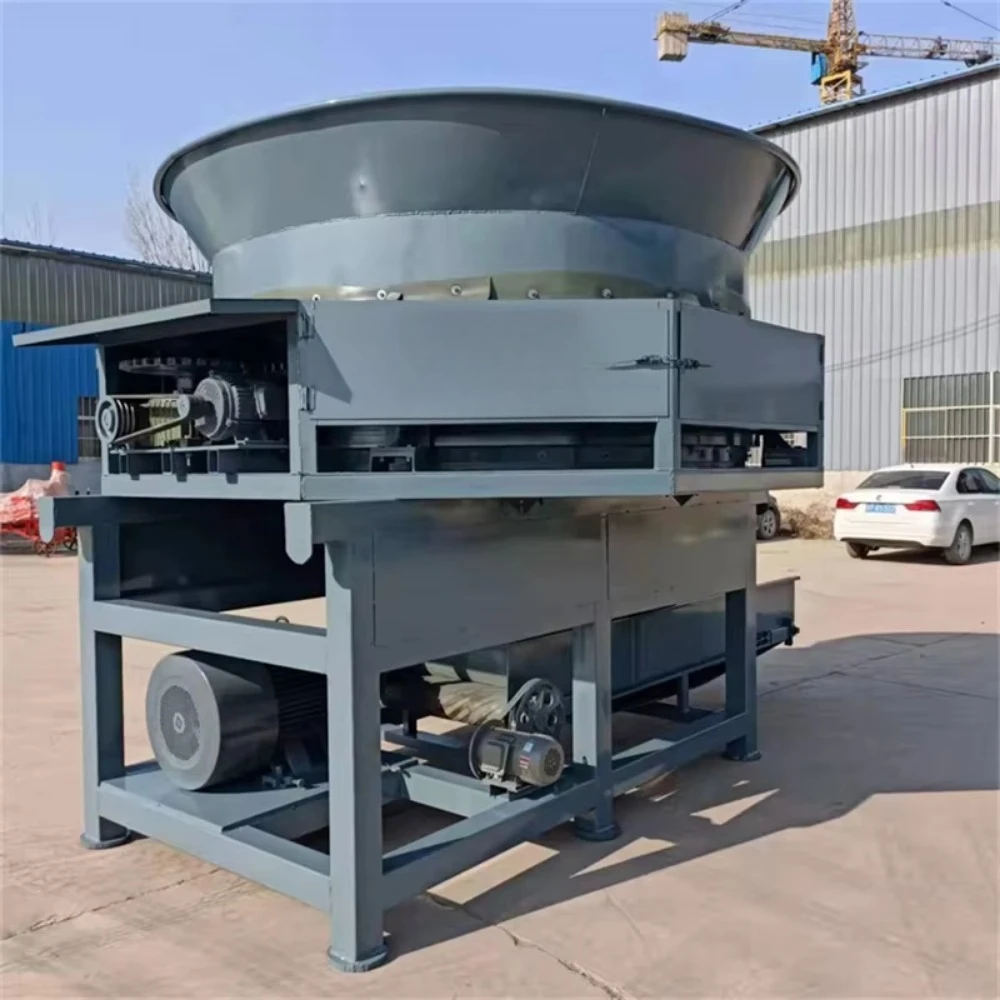 Longmiao Heavy Duty 55kW 5000kg Straw Grinder for Livestock Feed Processing with Long Service Life