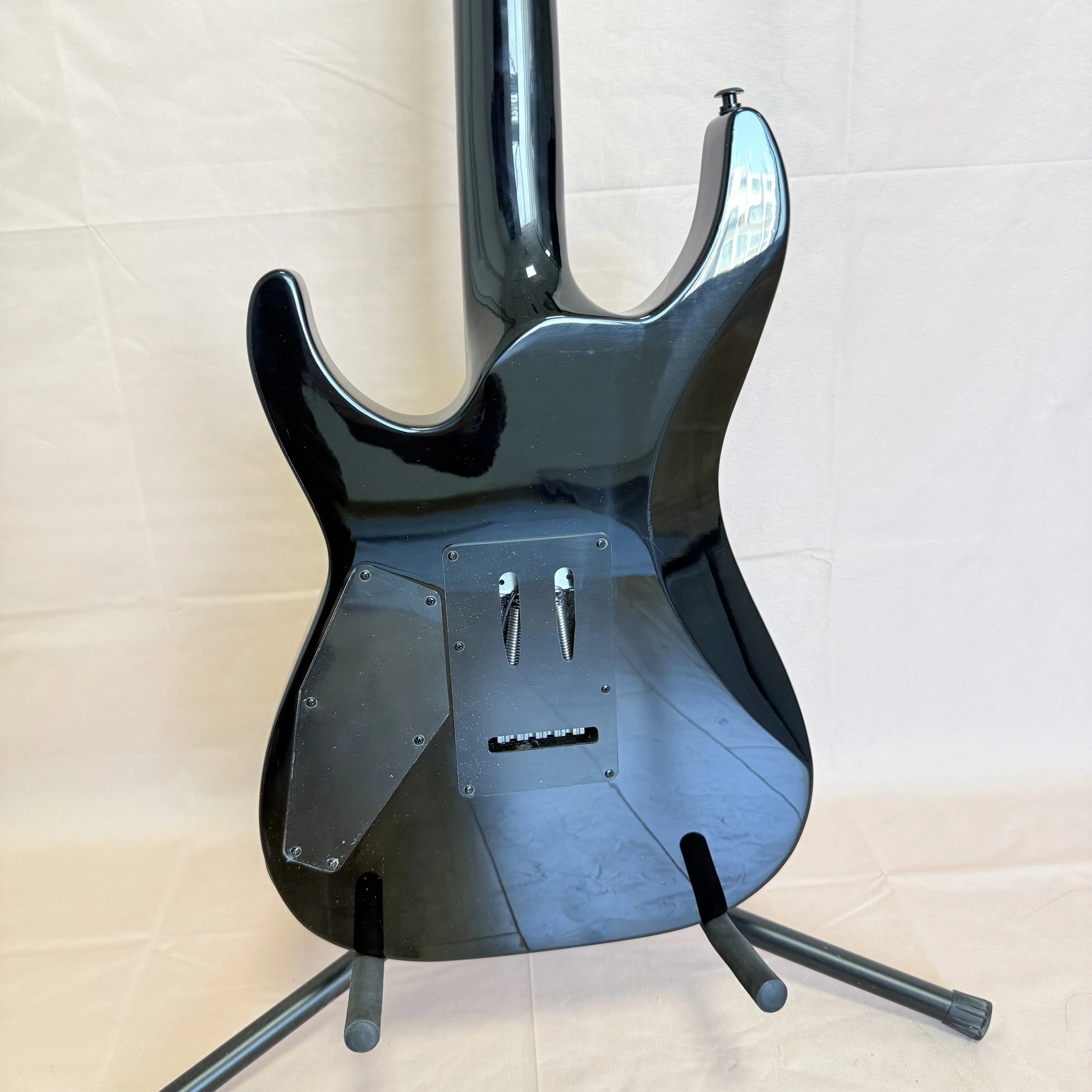 Custom Kirk Hammett Signature KH-2 Karloff The Mummy Rare Guitar 22 fret 6 string rosewood fingerboard In Storck