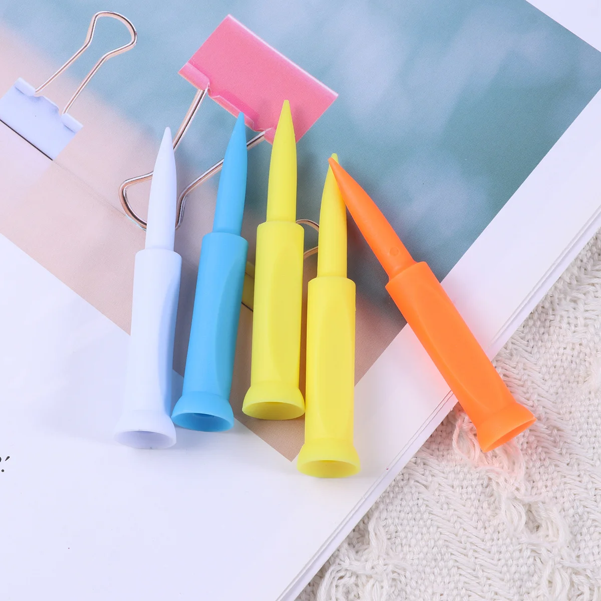 5 قطعة تي شيرتات الجولف البلاستيكية المسطحة الجانبية القرن المحملة مستقرة منخفضة المقاومة تلميح التدريب أداة المحملات أداة التدريب الإكسسوارات #1