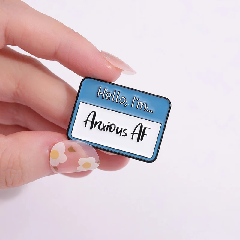 สวัสดีฉันเป็นเข็มกลัดป้ายด้านในที่เคลือบแล้วทำจากโลหะที่ดีที่สุดของฉันกระเป๋าเป้สะพายหลังเพื่อนของขวัญเครื่องประดับขายส่ง