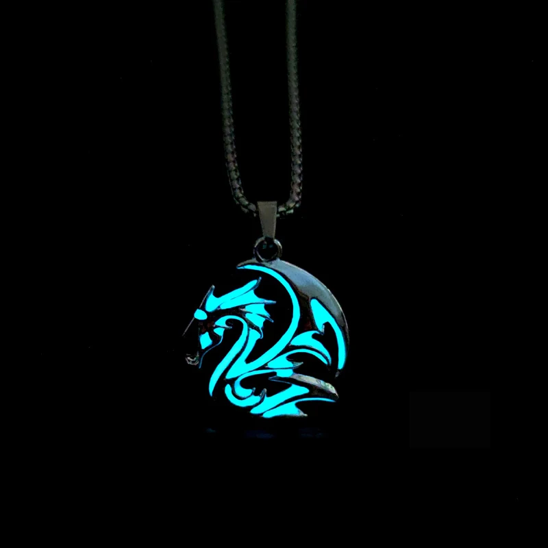 Trendy Male Domineering Luminous Flame Dragon Necklace Dragon Pendant Necklaces Glow in the Dark Jewelry