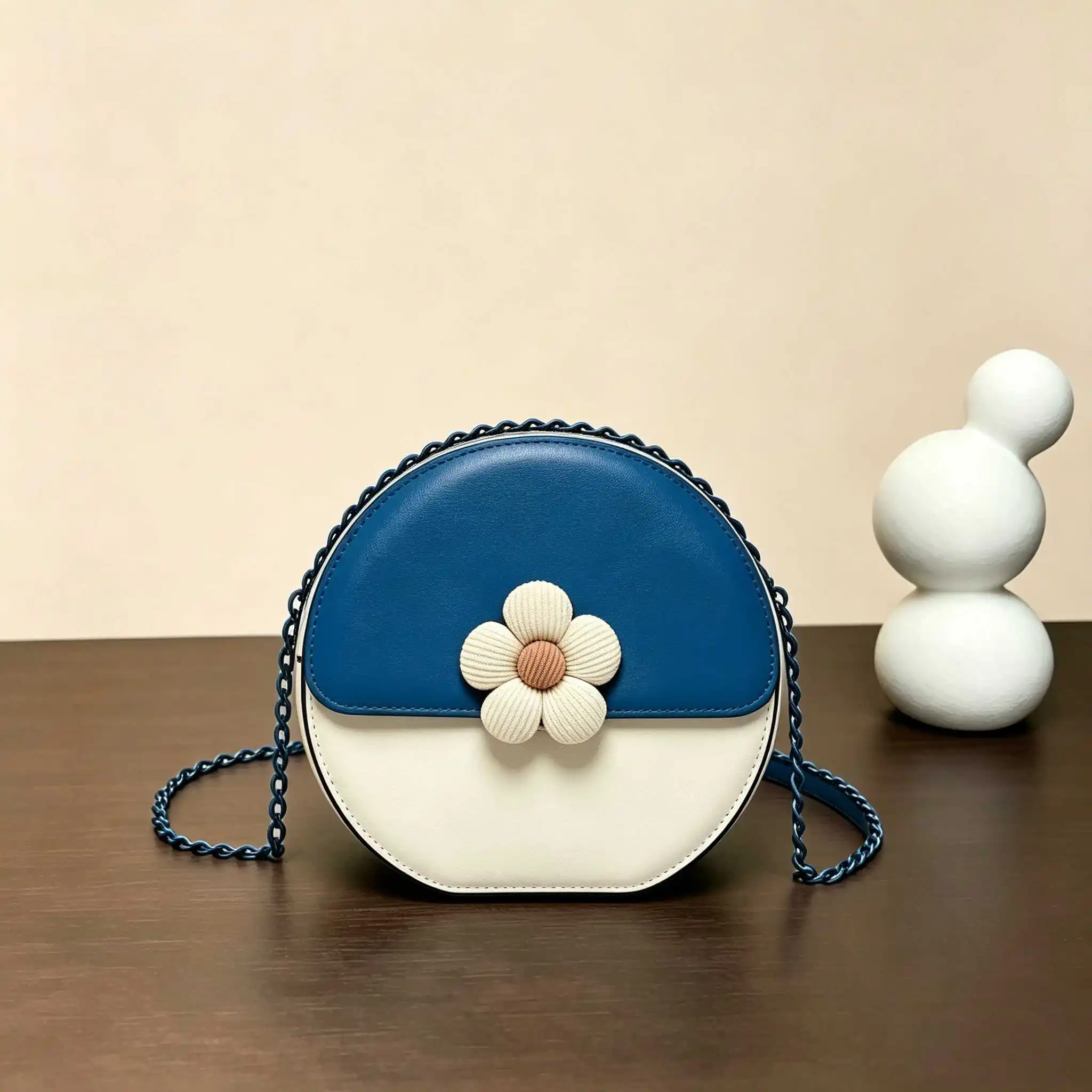 Women Large Capacity Simple Fashion Shoulder Bag 2026 New Genuine Leather Waterproof Lightweight Crossbody Bags