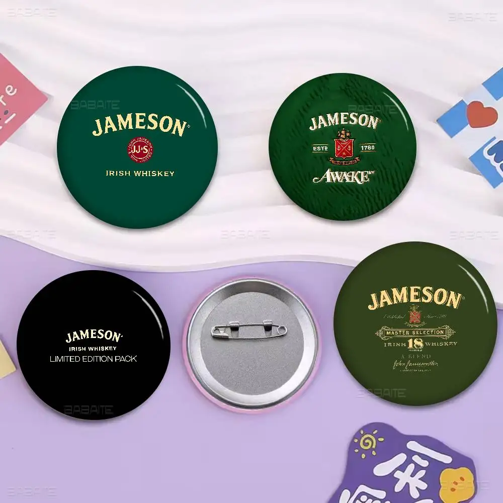 Logotipo de Jameson, Pin redondo hecho a mano de 32/44/58mm, broches redondos divertidos a presión para mochila, accesorios para ropa, insignia, decoración de sombrero