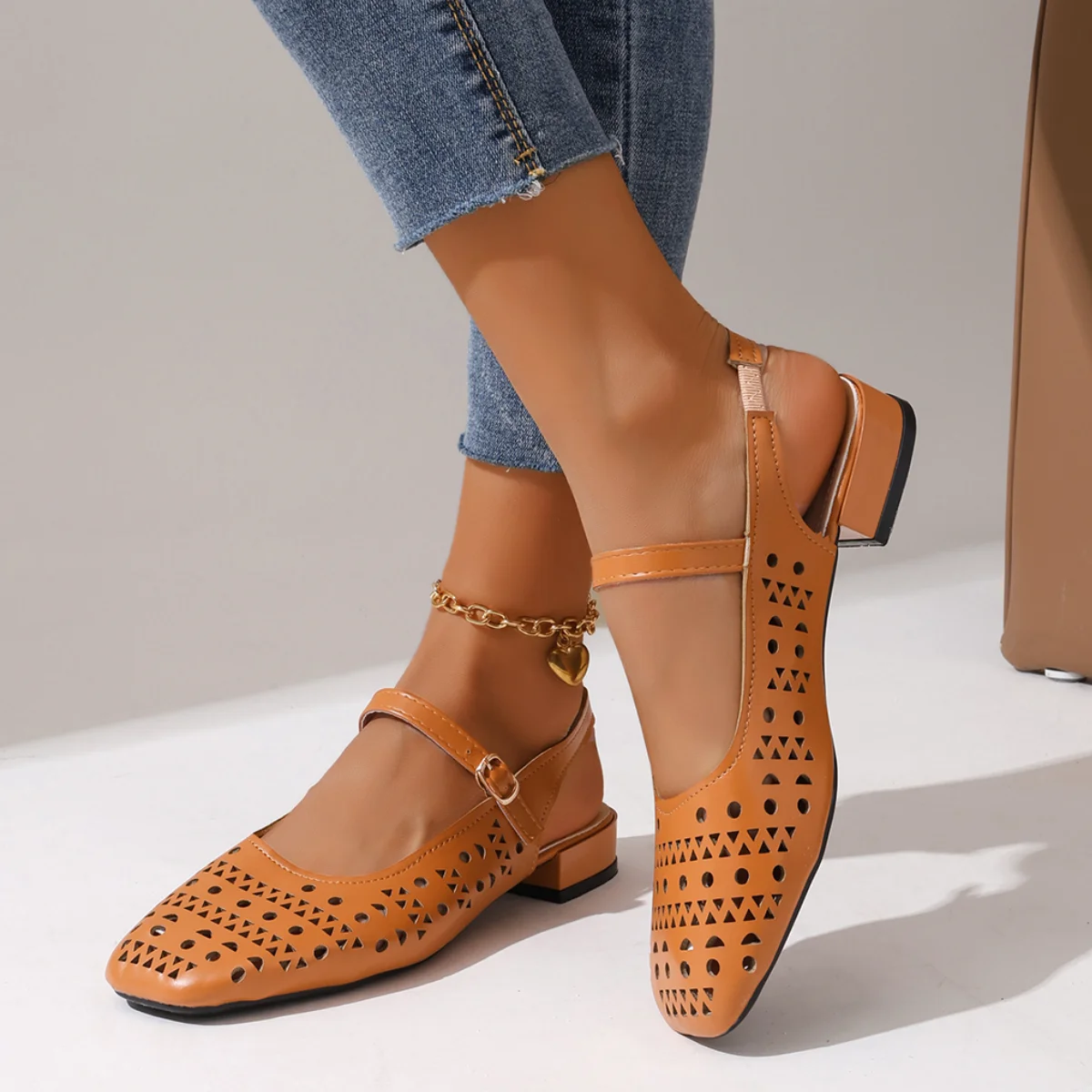 Elegantes Zapatos Mary Jane co - Leather Work Outfit reseña y precio