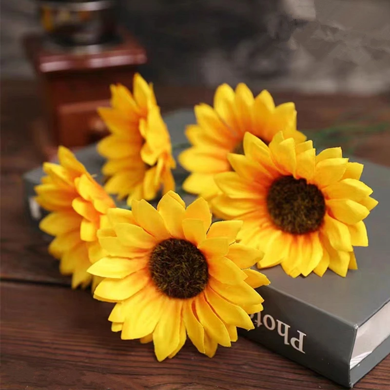 10 قطعة الاصطناعي عباد الشمس زهرة رئيس وهمية أقحوان محاكاة النبات الزفاف ديكو قبعة اكسسوارات فندق ديكور المنزل الطرف #2