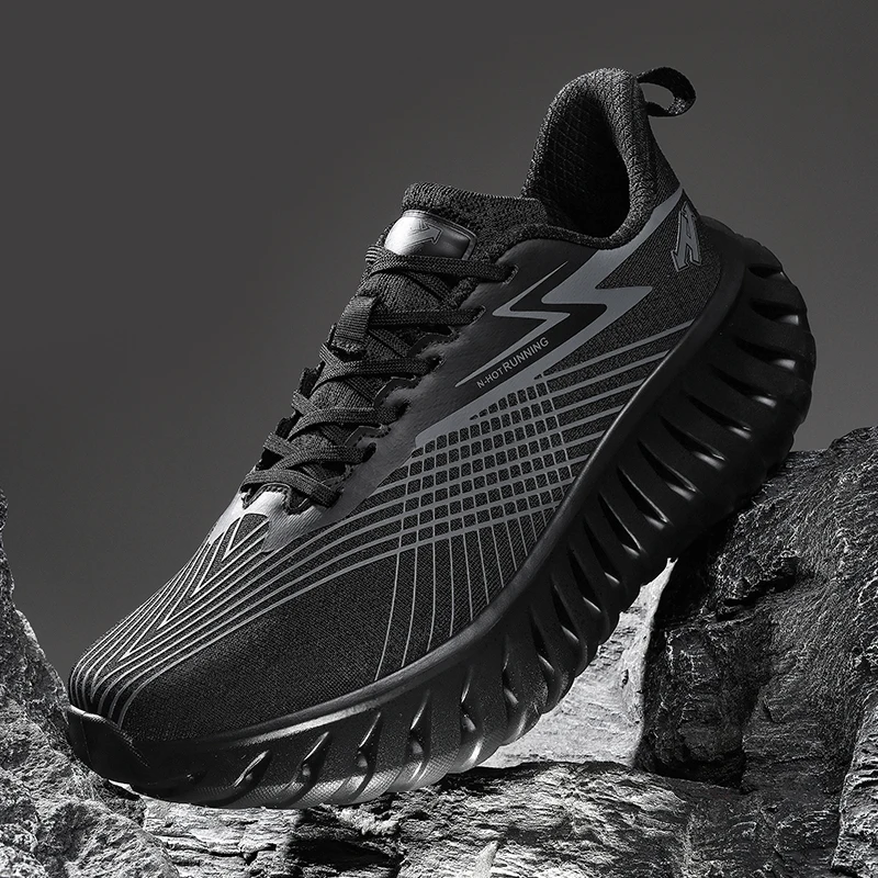 

Winter men's comfortable sports shoes with waterproof and non slip leather surface, outdoor running men's shoes, wear-resistant