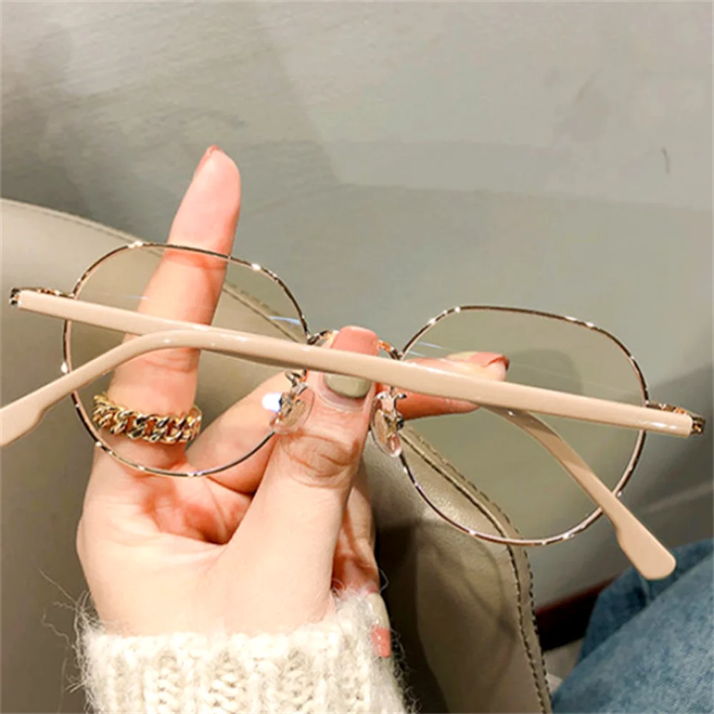 Anti-Blaulicht-Brille Ins Trend Brillen Flache Spiegelbrille Sonnenbrille mit ovalem Rahmen zur Verwendung in verschiedenen Szenarien zum Schutz