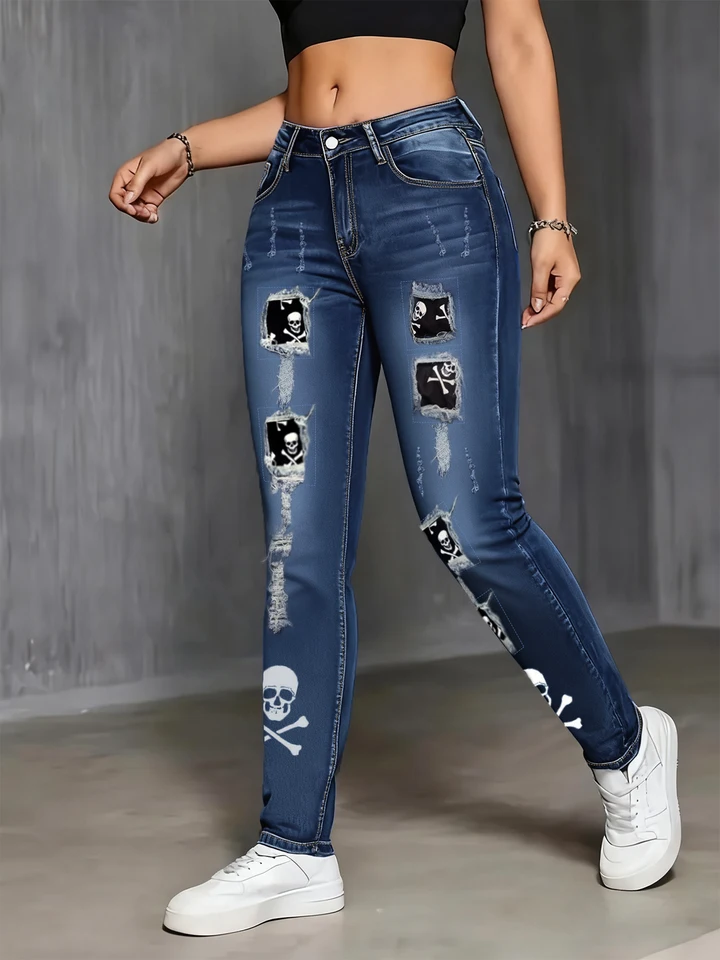 Plus Size Women's Floral Embroidery Flare Jeans