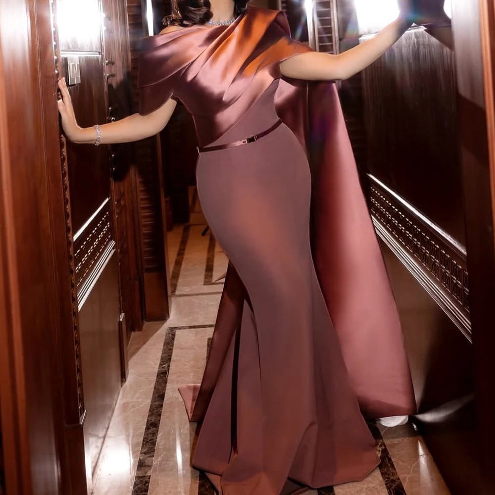 Abiti da sera a sirena personalizzati Abito da ballo senza maniche lungo fino al pavimento con spalle scoperte Abito da festa drappeggiato con stola alla moda semplice