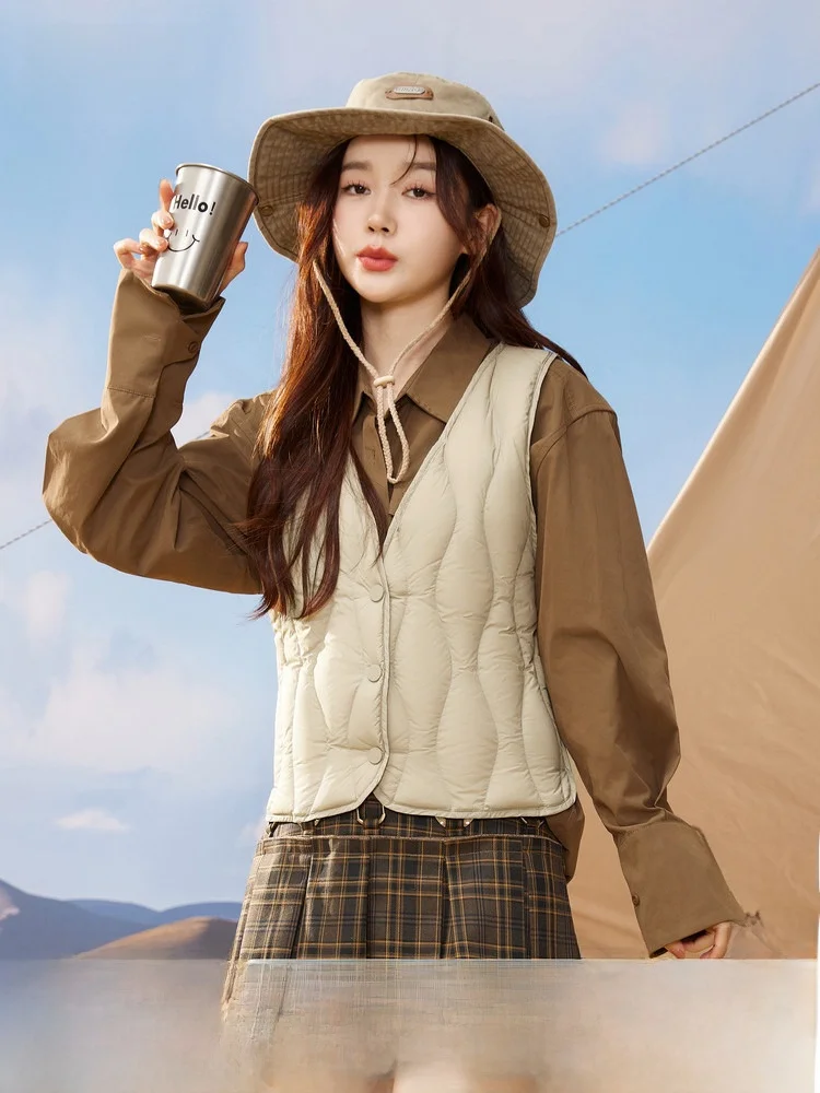 

Весна 2026: Женский пуховый жилет с V-образным вырезом, модный, легкий, теплый, многослойный, в стиле «принцесса», из нейлоновой ткани, без рукавов, укороченный