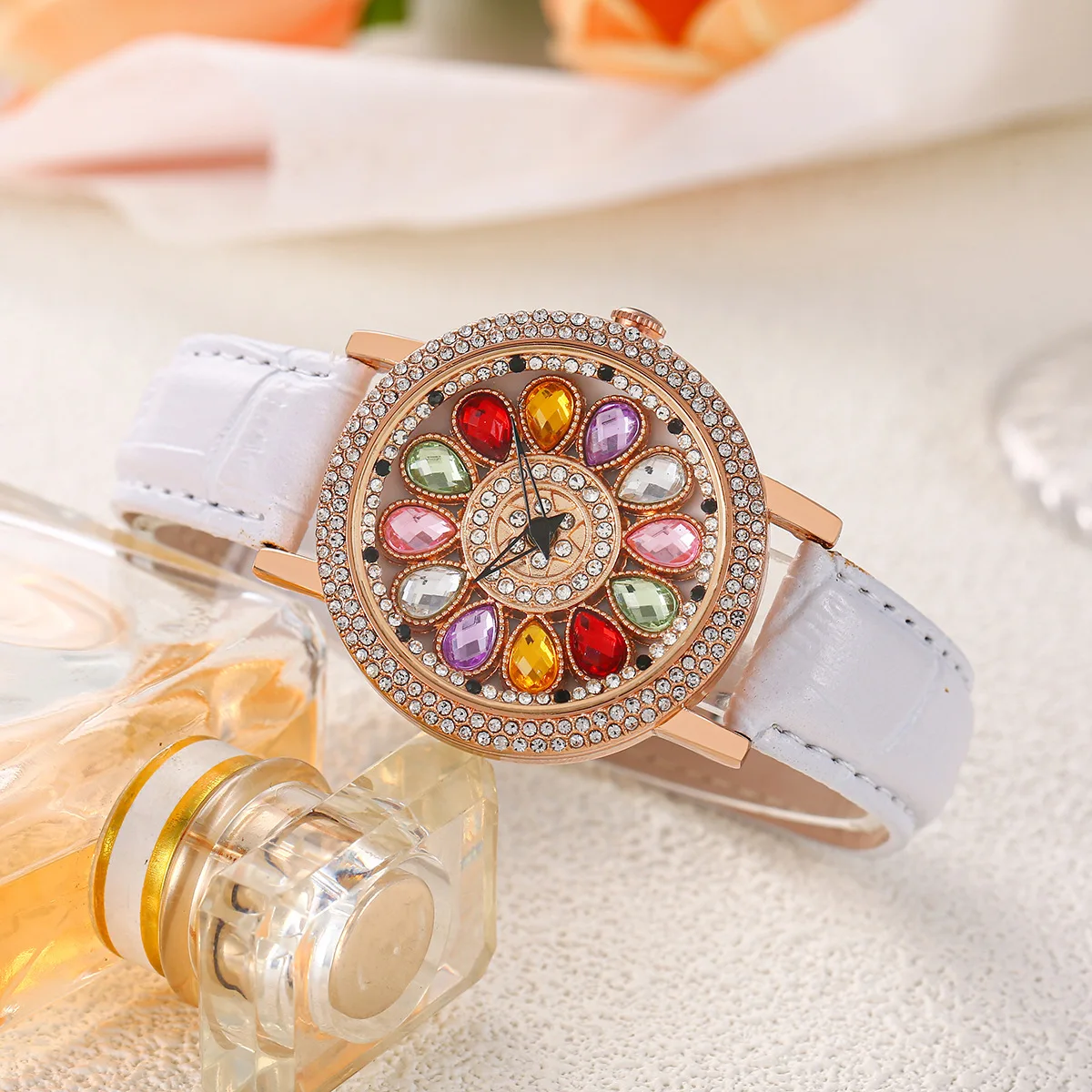 Free Shipping New Fashion Rotating Watch For Woman Starry Sky Rhinestone Rotatable Quartz Watch Women Leather Wrist Watch Gifts
